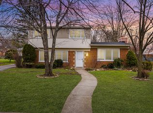 523 S Cranbrook Cross Rd, Bloomfield Hills, MI 48301