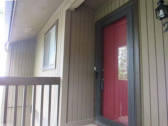 3rd image of 500 Green Mountain Cir APT 2