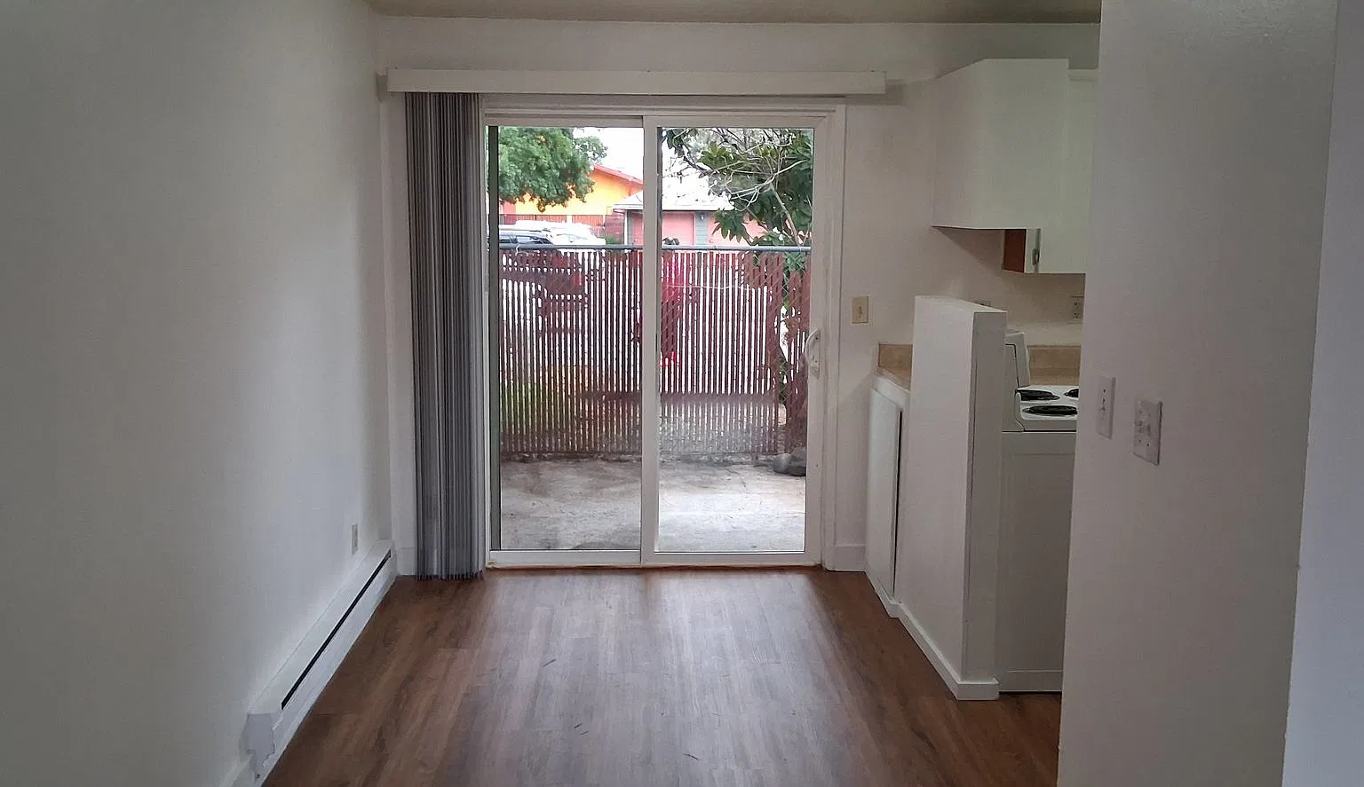 Zion Court 18 plex — Photo 2