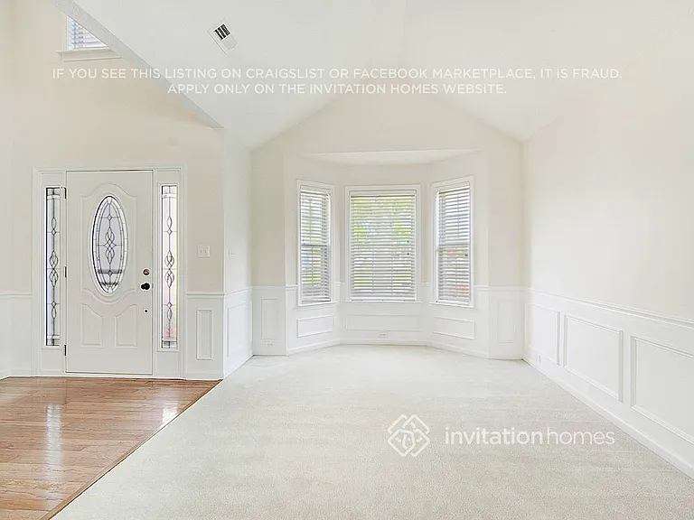 318 Winward Pointe Dr — Photo 3