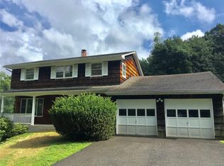 12 Dunhill Dr, Somers, NY 10589