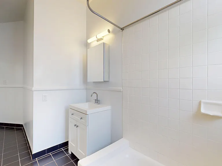 750 Guerrero St #2 — Photo 13