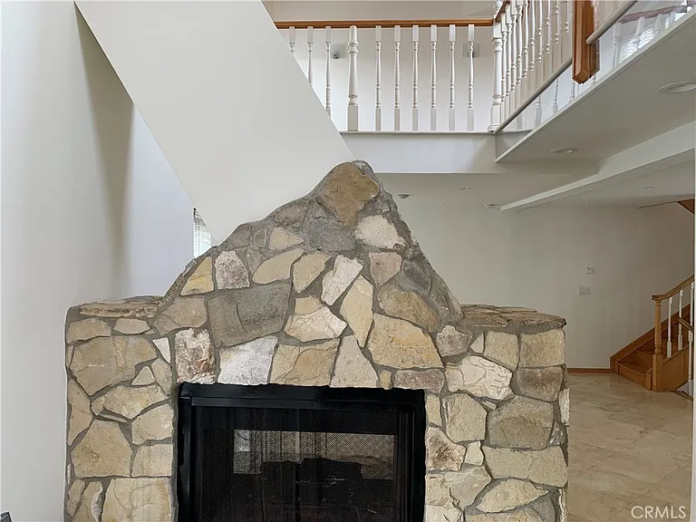 425 S Catalina Ave #4 — Photo 8