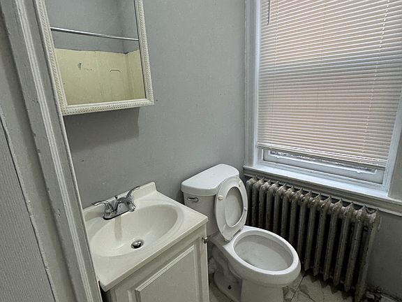 5th image of 3960 N 7th St #1