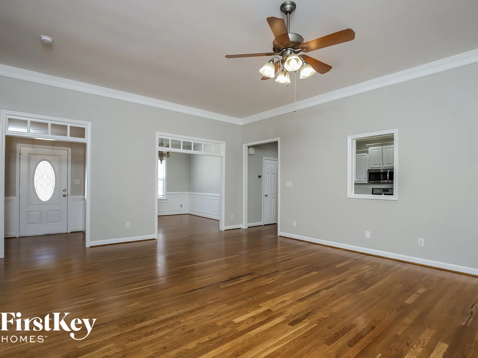 3 bed, 2.0 bath, 2408 sqft, $3,235 — Photo 3