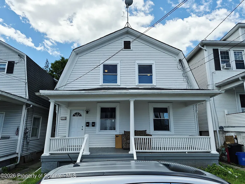 215 Taft St #2