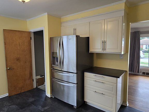 5th image of 6473 Deering St