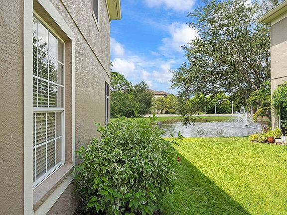 4th image of 11168 Windsor Place Cir