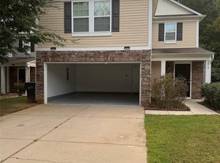 5919 Fazenda Dr, Charlotte, NC 28214