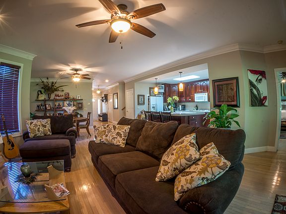 Great Space for Entertaining