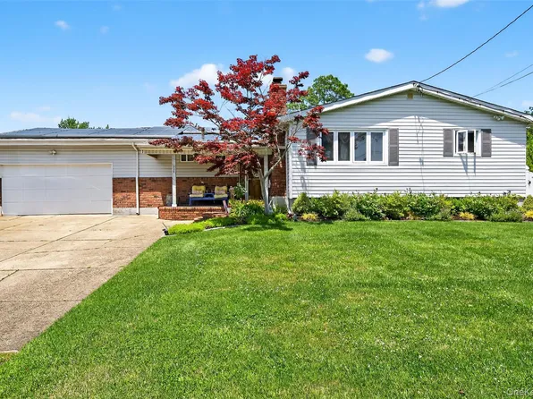227 Young Street, West Babylon, NY 11704