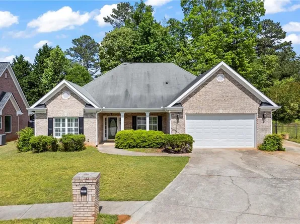 4368 Magnolia Bay Ln, Snellville, GA 30039