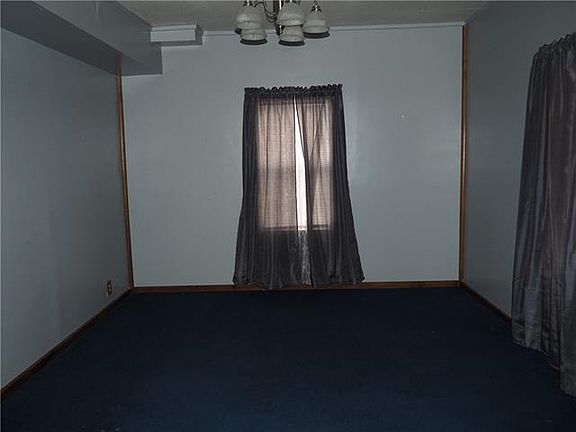 4th image of 634 N Cherry St