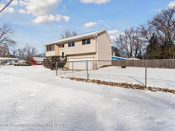5th image of 1524 Kennedy Dr