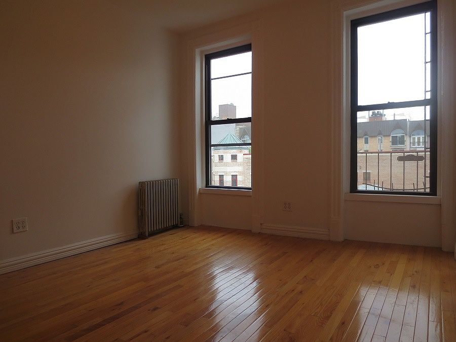 2nd image of 282 1st St