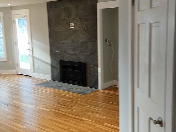 2nd image of 10741 17th Ave NE