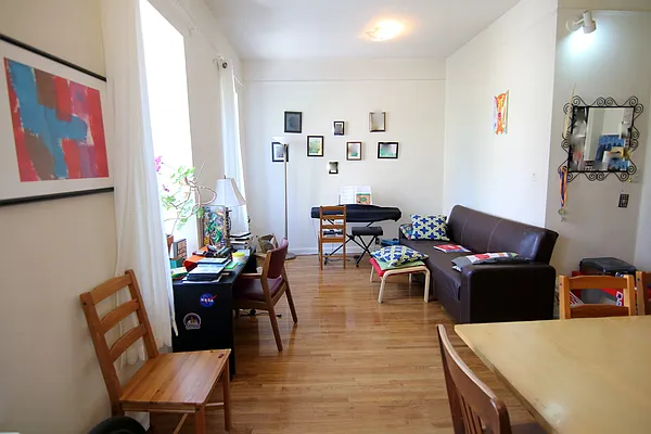 Rented by JK Dansar Corp | media 16