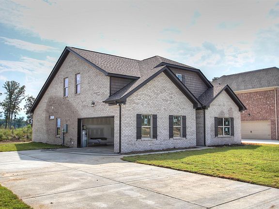 3rd image of 605 Eagle View Dr #18
