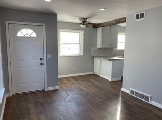 13400 Helen St, Southgate, MI 48195