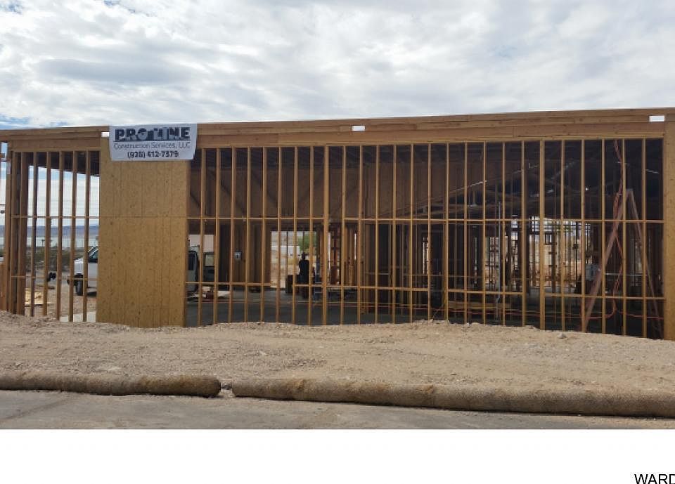 2nd image of 815 Deepwater Dr