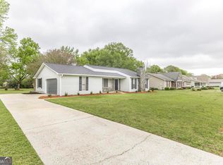 415 Sentry Oaks Dr, Warner Robins, GA 31093