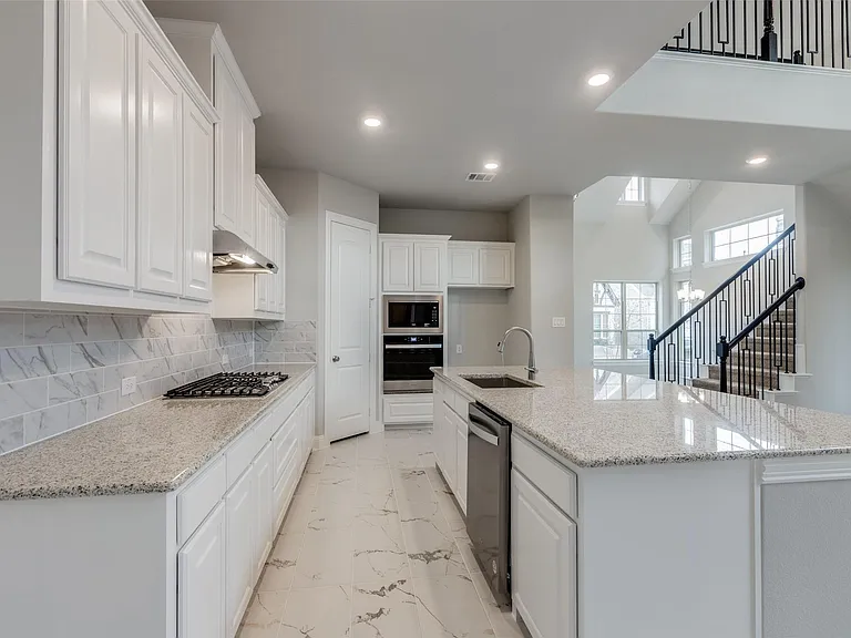 4516 Sovereignty Dr — Photo 9