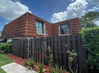 2104 White Pine Cir APT D, Greenacres, FL 33415
