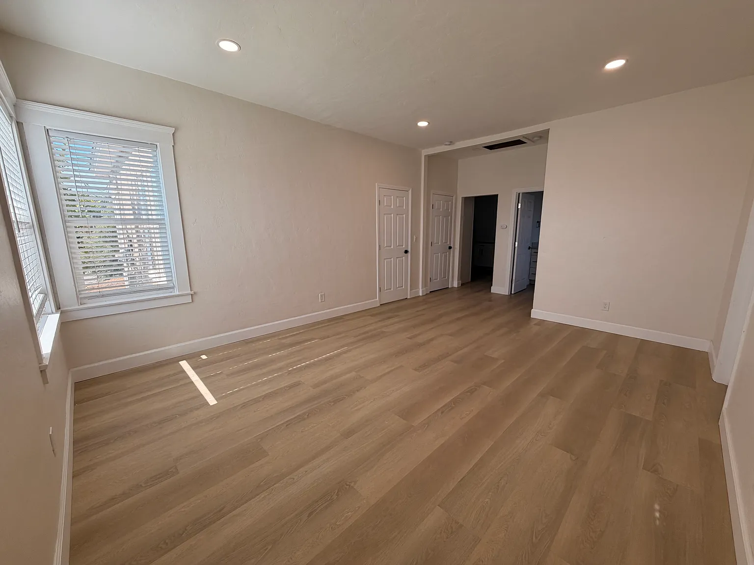 2 bed, $3,700 — Photo 3