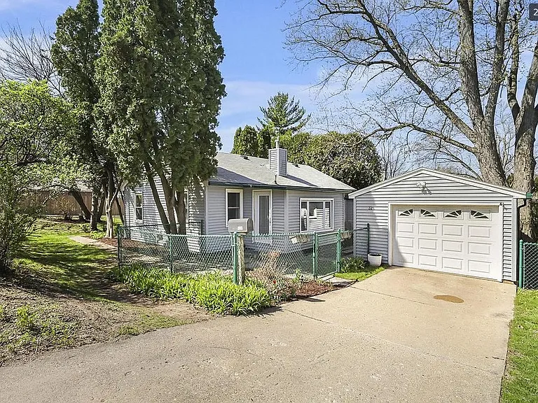 326 S Midvale Blvd — Photo 20