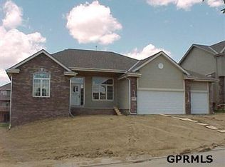 14704 Ernst, Omaha, NE 68116