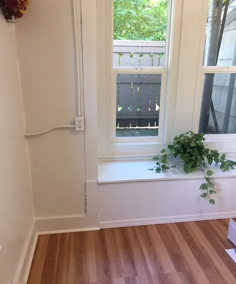 709 NE 43rd St #2 — Photo 7