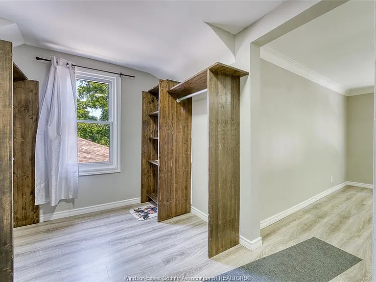 2309 Alexis Rd — Photo 39