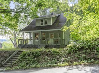 239 Wolf Hollow Rd, Glenville, NY 12302