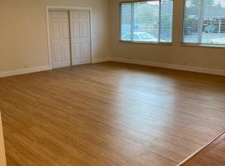 150 Walker Dr, Mountain View, CA 94043