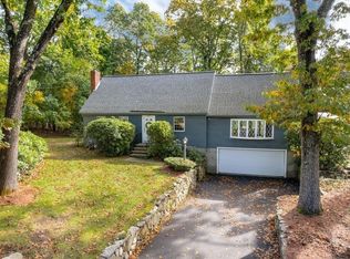 14 Parkerville Rd, Chelmsford, MA 01824