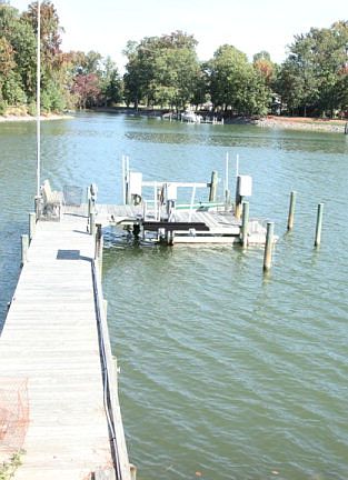 3rd image of 145 Boat House Cv