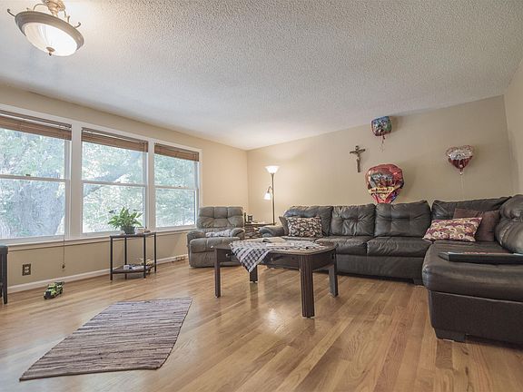 4th image of 770 Myhr Dr