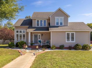 104 Fairview Dr, Mayfield, KY 42066