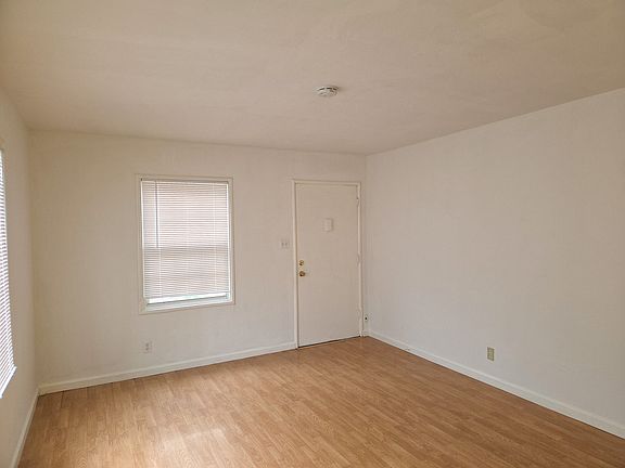 4th image of 17 Pleasant St APT 5
