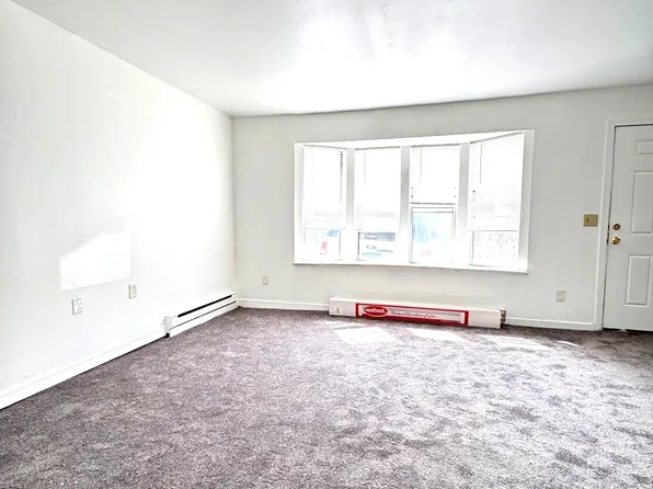 91 Lexington Ave APT 3, Norwalk, CT 06854