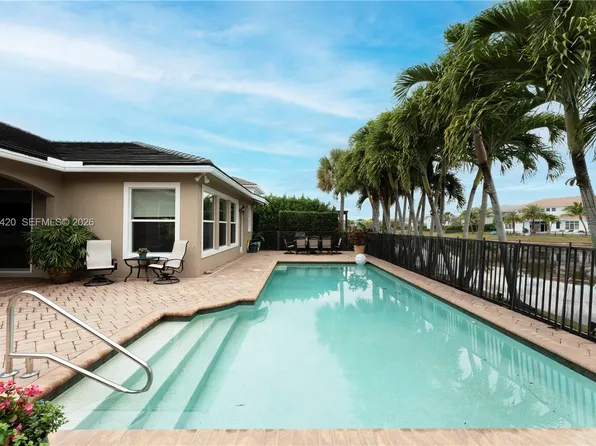 11813 NW 79th Ct, Parkland, FL 33076