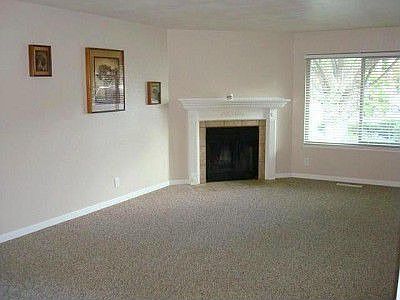 Spacious Family Room