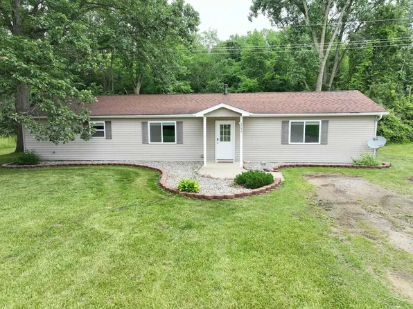 3754 W Saginaw Rd, Vassar, MI 48768