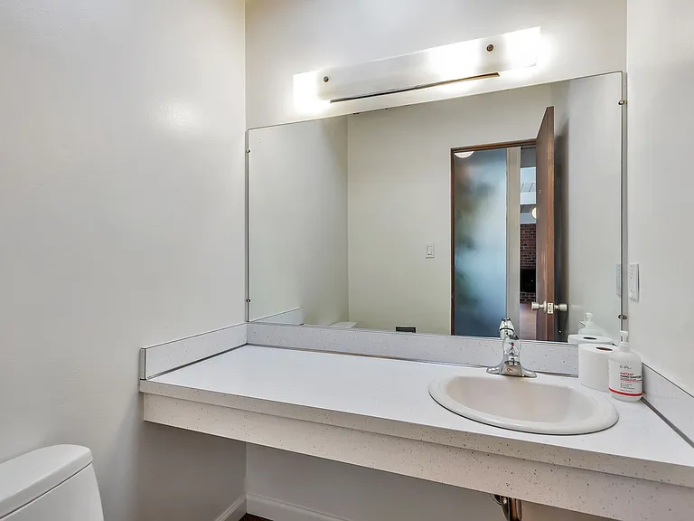 193 Ferne Ave — Photo 37