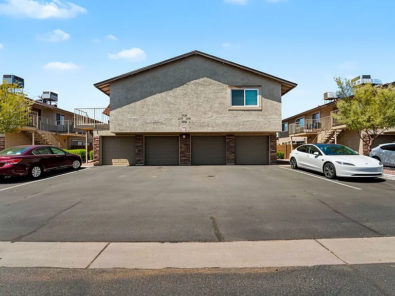 1336 N 85th Pl — Photo 21