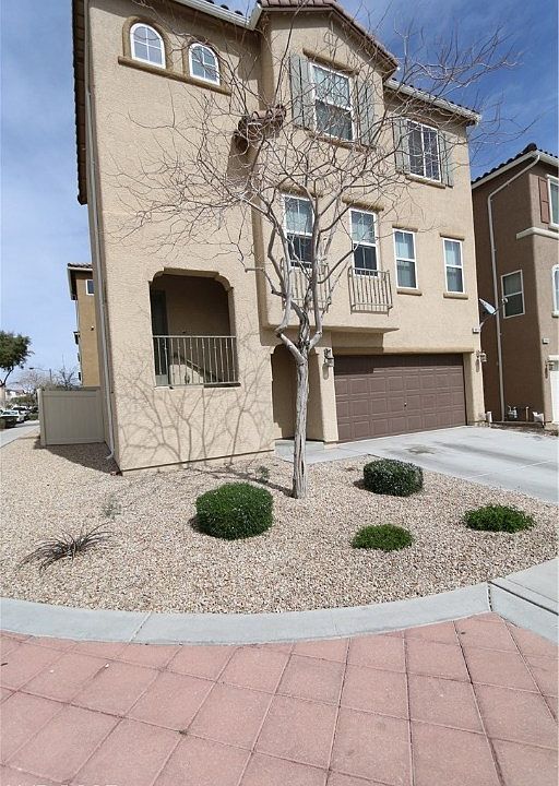 1st image of 8928 W Dorrell Ln