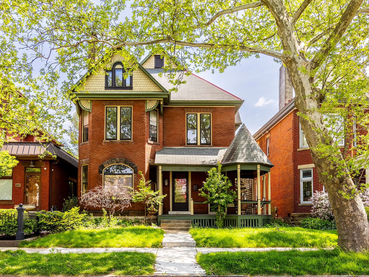 746 Neil Ave, Columbus, OH 43215 | Zillow