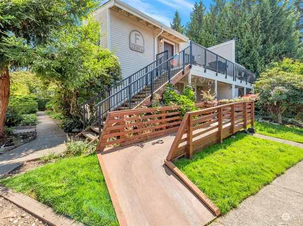 12004 Slater Avenue NE #F6, Kirkland, WA 98034
