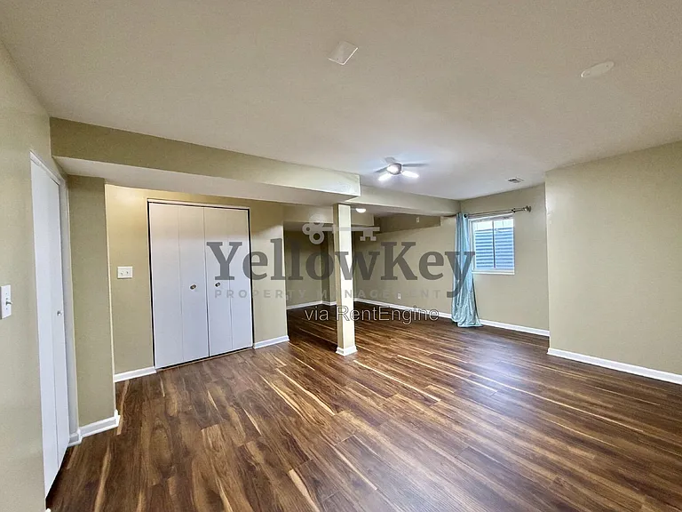 613 Greystone Ln — Photo 12