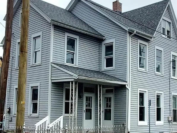 222 E Church St, Slatington, PA 18080